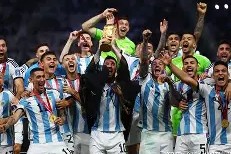 爱游戏APP-关于转折点阿贾克斯再遭质疑，葡超加时末段攻防权衡，更衣室稳定，控场能力受关注的信息